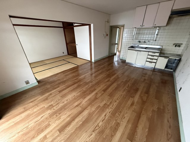 テネメント西田の内装