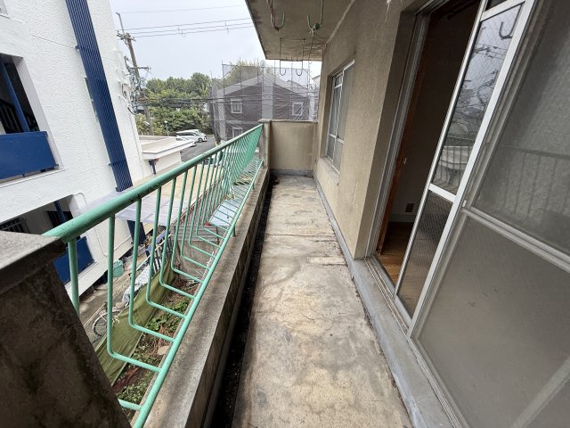 テネメント西田のバルコニー
