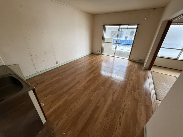 テネメント西田の居間・リビング