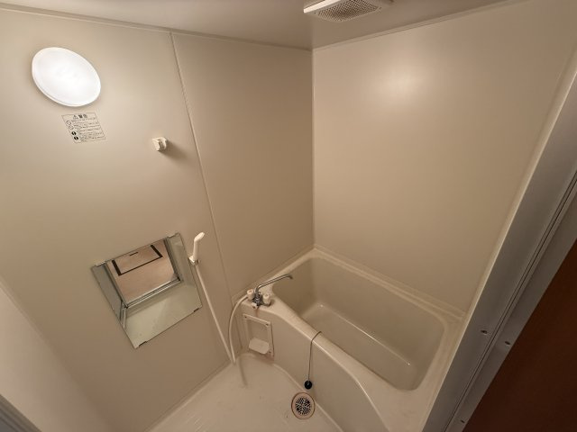 プレミール新稲の浴室