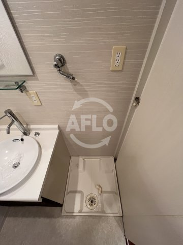 セレッソコート新大阪の洗面所|セレッソコート新大阪　洗濯パン