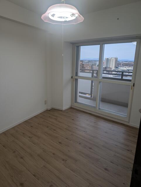 ガーデンコート簗瀬の居間・リビング