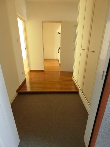 【玄関】 | いぶき野三丁目7棟