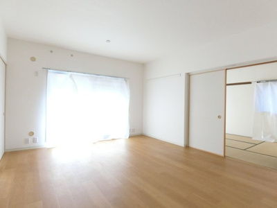 【居間・リビング】 | いぶき野三丁目7棟