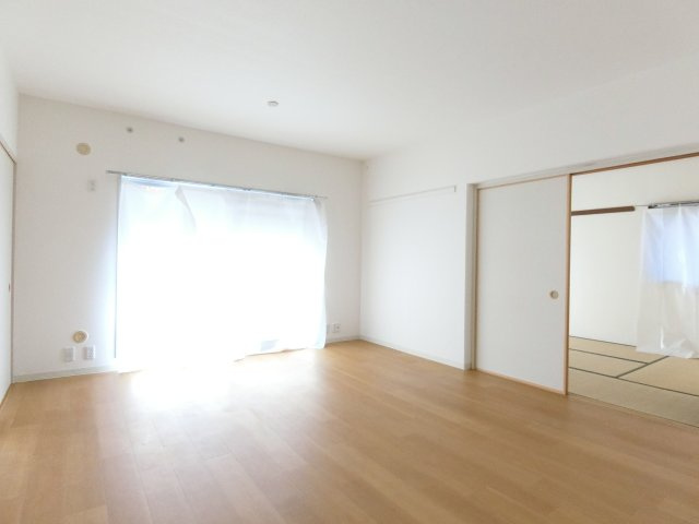 【居間・リビング】 | いぶき野三丁目7棟