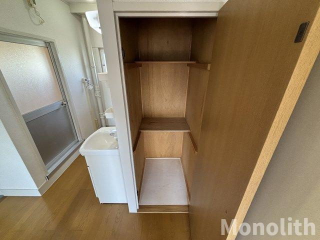 鶴山台32号棟の収納