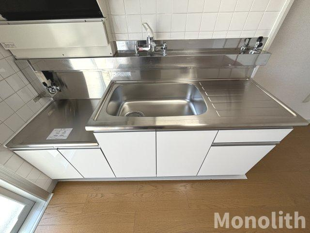 鶴山台32号棟のキッチン