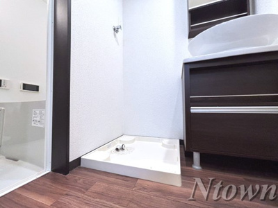 【設備】 | Ampio八田 | 洗濯機置き場です