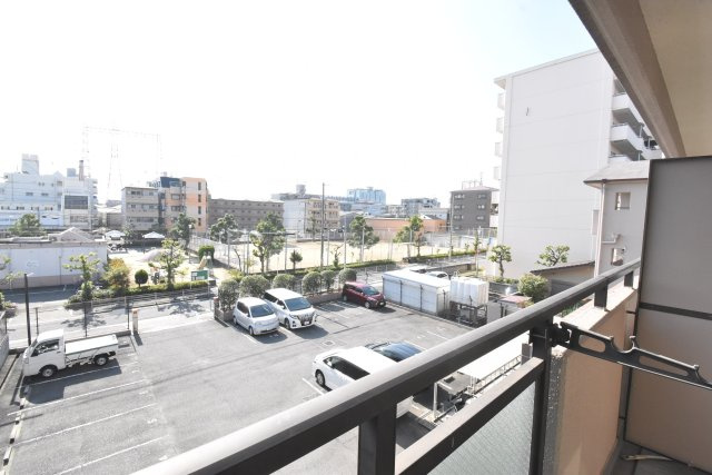 フレアコート野口のバルコニー