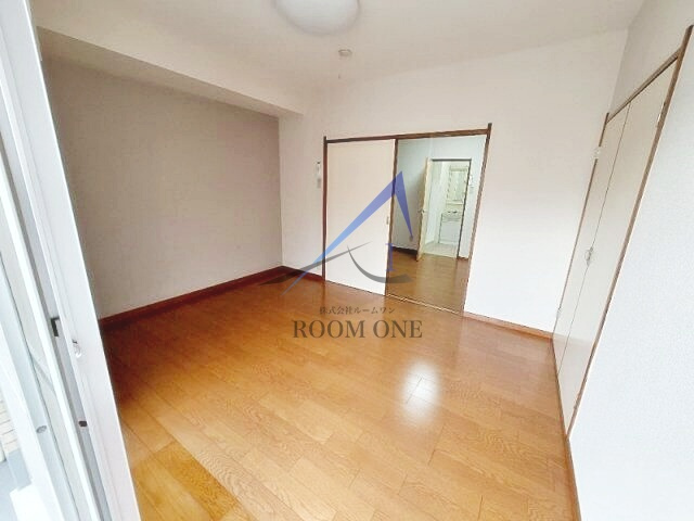 メゾン宮本の居間・リビング|洋室のお部屋です。