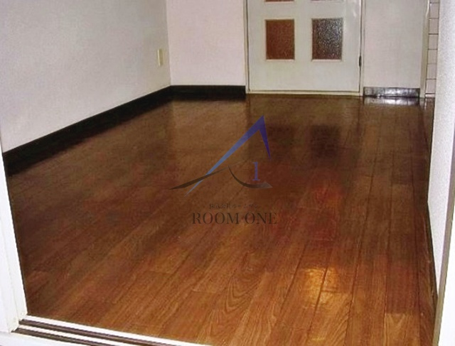 アドニス島田の居間・リビング|洋室のお部屋です。