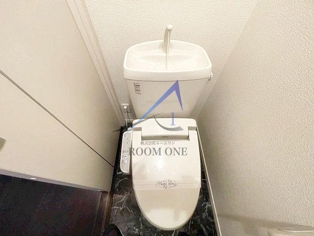 レラ　リュミェールのトイレ|トイレです。