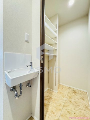  | PHOERME TENNOJI East