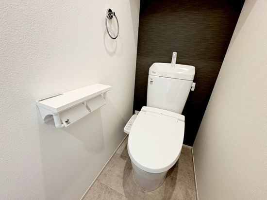 呉市天応大浜２丁目のアパートのトイレ