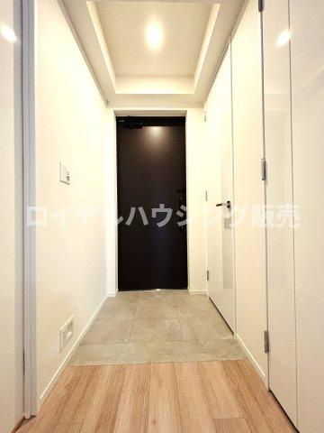 すっきり広々とした玄関スペース。