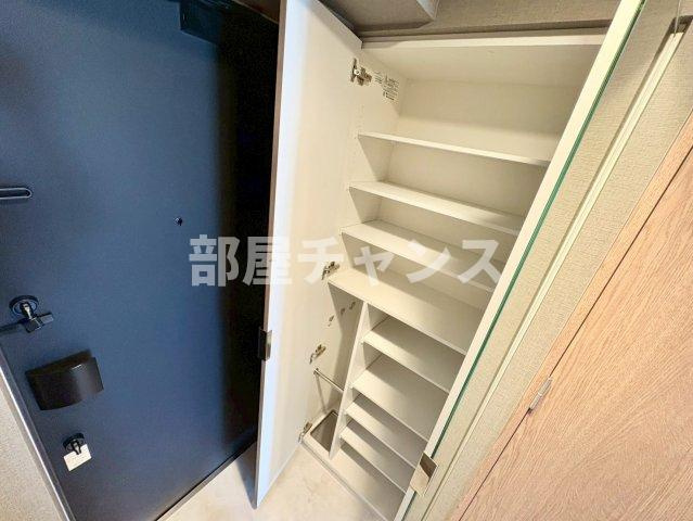 エステムコート名古屋新栄Ⅵ アートテラスの収納