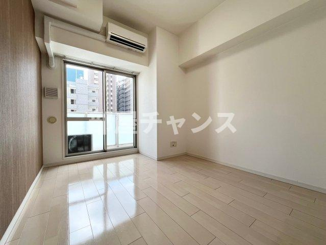 エルザビル名古屋駅前の居間・リビング