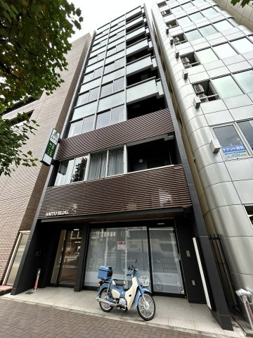 斉藤ビルディング　５Fの外観