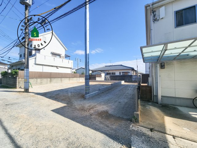 福岡市南区若久2丁目第2-1棟（2号棟）の前面道路含む現地写真|見学の時間などお気軽にお問い合わせ下さい。