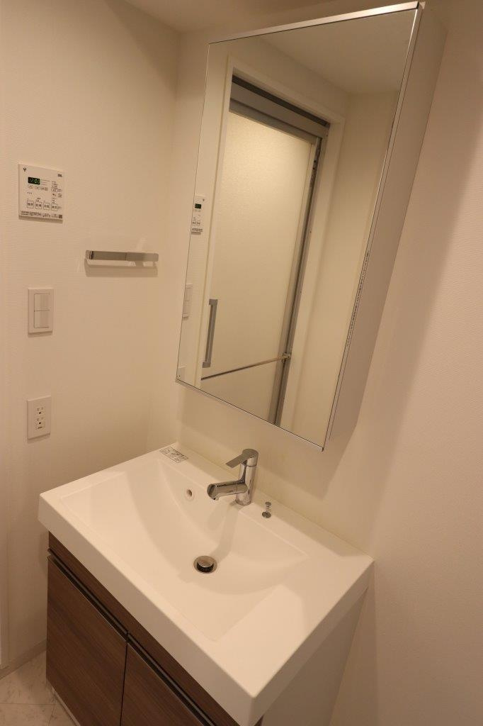 GENOVIA王子神谷skygardenの洗面所