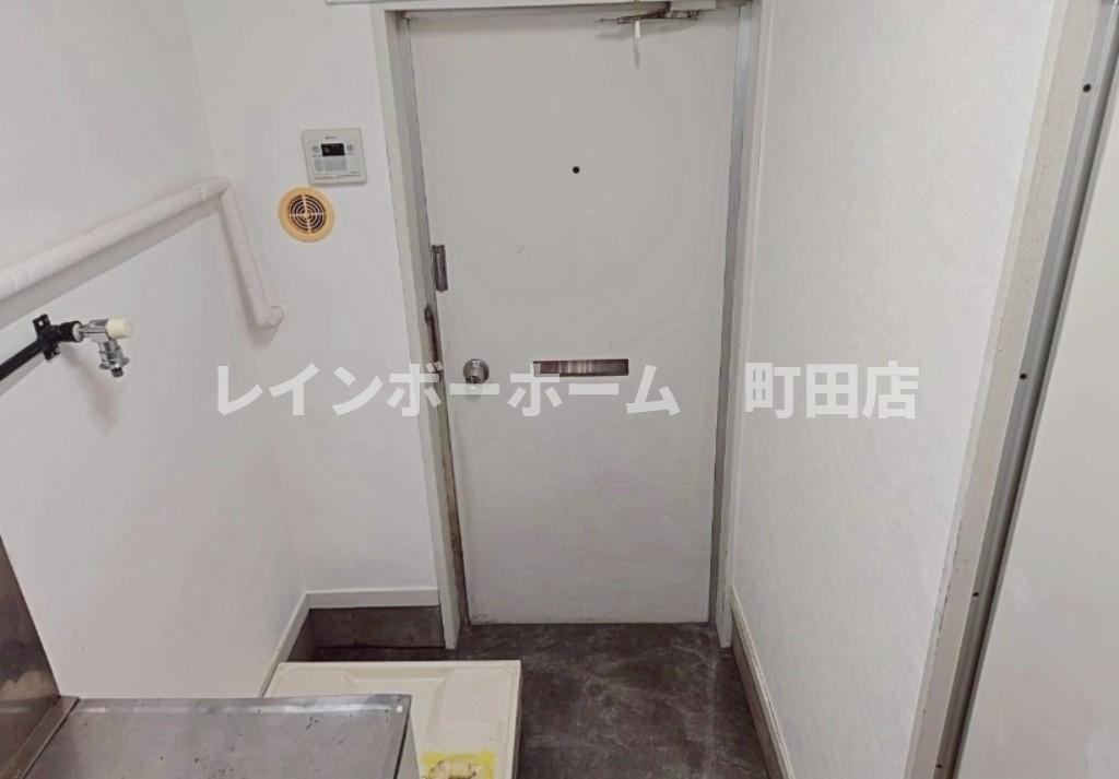 パークハイツ中島１※初期費用分割あと払いサービス利用可能物件の玄関