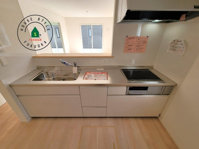 福岡市西区今宿東3丁目第10-6棟(6号棟)の内観：施工例|忙しい朝でも家族揃って食事をしたいゆとりあるダイニングスペース。