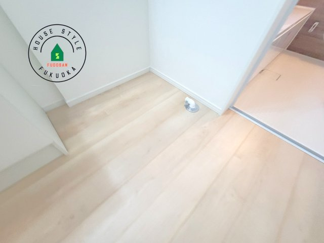 福岡市西区今宿東3丁目第10-6棟(5号棟)の内観：施工例|ランドリースペースは広さもたっぷり。