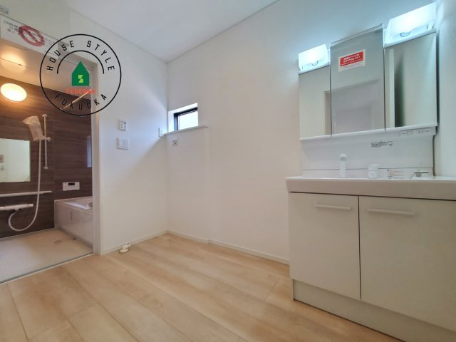 福岡市西区今宿東3丁目第10-6棟(4号棟)の内観：施工例|脱衣所、洗面所は小さなプライベートスペース。歯磨き、洗顔と毎日施す個人空間。