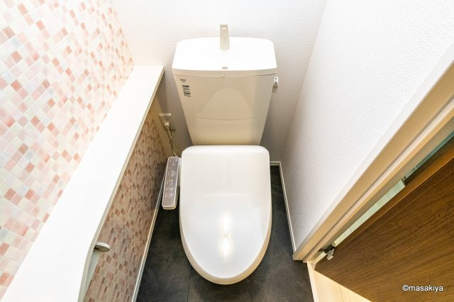 ドゥ・ヴィラージュ吉田のトイレ