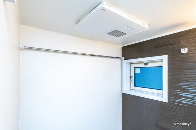 ドゥ・ヴィラージュ吉田の浴室