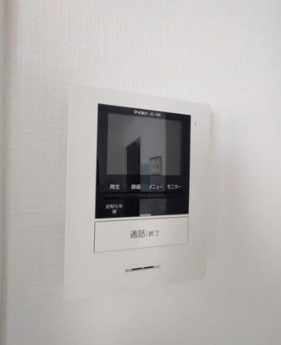 【中古】川越市大塚１丁目中古住宅のセキュリティ|TVモニター付きインターフォンで悪質なセールスにも安心！