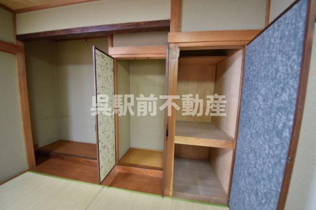 村上ビルの収納