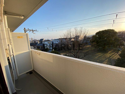 【バルコニー】 | エスポワール里西