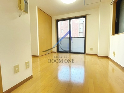 アドバンスシティの居間・リビング|洋室のお部屋です。