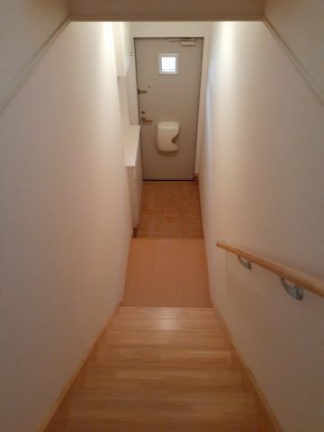 サンハイツ北六甲壱番館の玄関