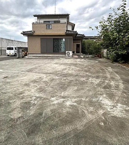 【中古】入間郡毛呂山町川角中古住宅