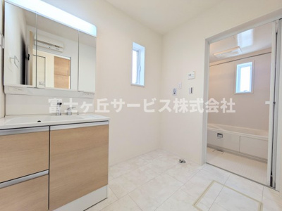 【脱衣所】 | 豊橋市一色町字西内張 新築一戸建て 3号棟 | 脱衣所です