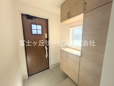 【玄関】 | 豊橋市一色町字西内張 新築一戸建て 3号棟 | 玄関です