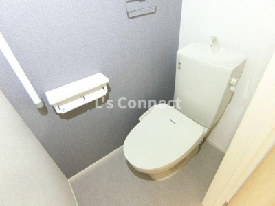 【トイレ】 | ウィンベル | 温水洗浄便座付きのトイレ。