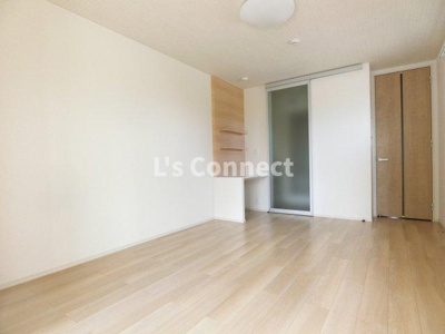 【内装】 | ウィンベル | ８．７帖の洋室です。