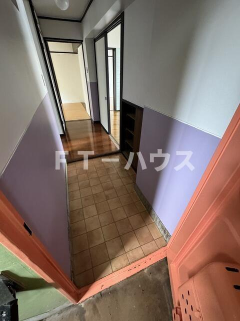 リバーハイム習志野台の玄関