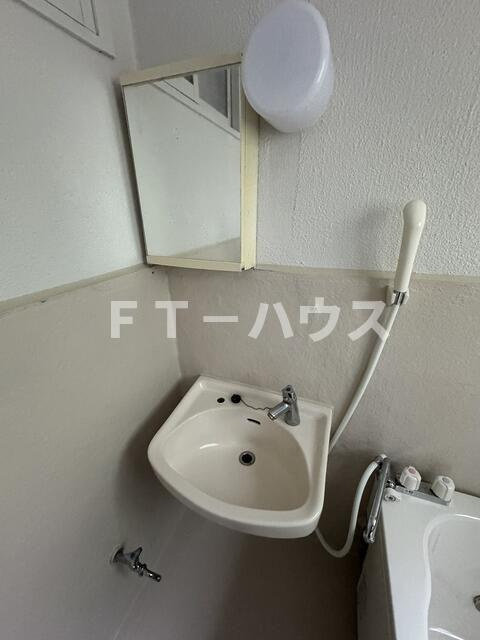 リバーハイム習志野台の洗面所