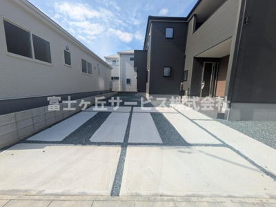 【駐車場】 | 豊橋市一色町字西内張 新築一戸建て 4号棟 | ２台駐車可能です