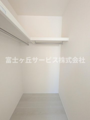 【収納】 | 豊橋市一色町字西内張 新築一戸建て 5号棟 | ウォークインクローゼットです
