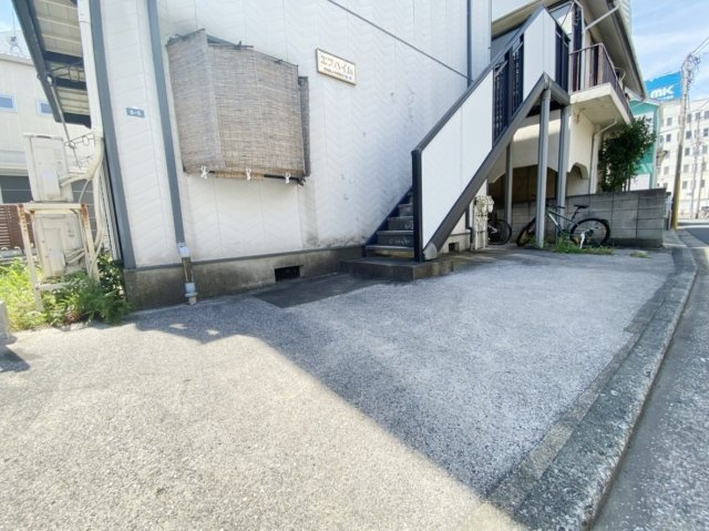 エフハイムの駐車場