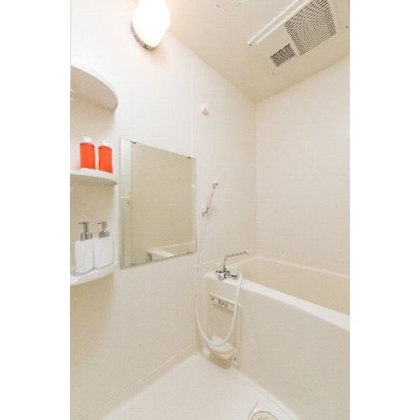 meLiV桜山　名古屋市賃貸　仲介手数料無料の浴室