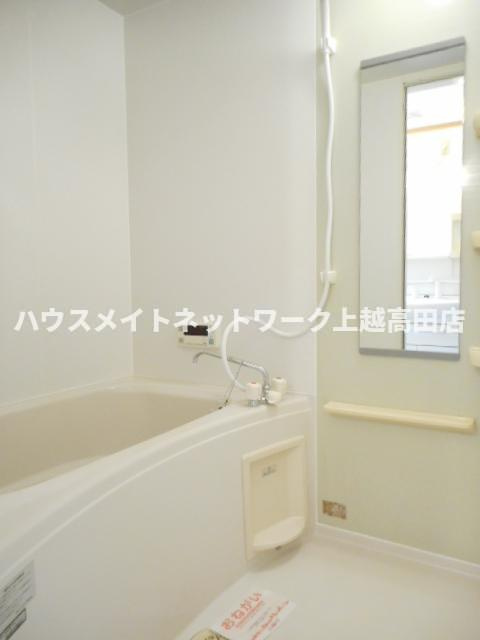 Ｎｅｏ　Ｃａｐｅの浴室|バス