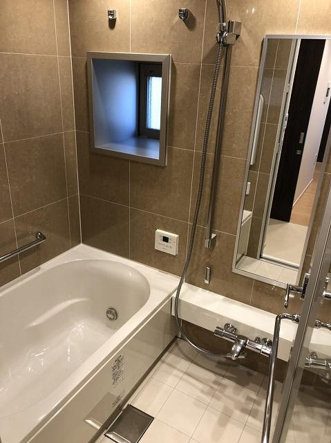 プラウド日本橋三越前の浴室