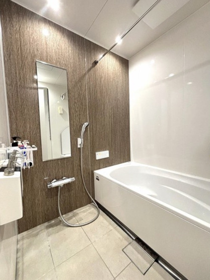 【浴室】 | 高屋高美が丘９丁目の中古戸建て！