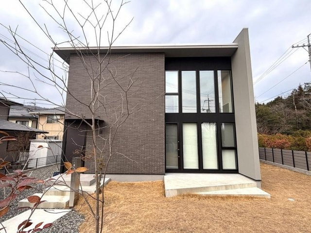 【外観】 | 高屋高美が丘９丁目の中古戸建て！ | きれいな外観です